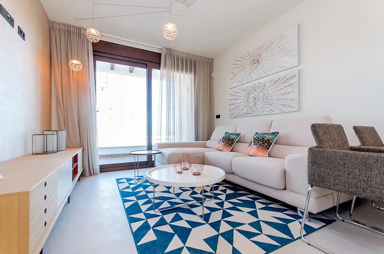 Bungalow con piscina en venta en Los Balcones - Los Altos, imagen 9