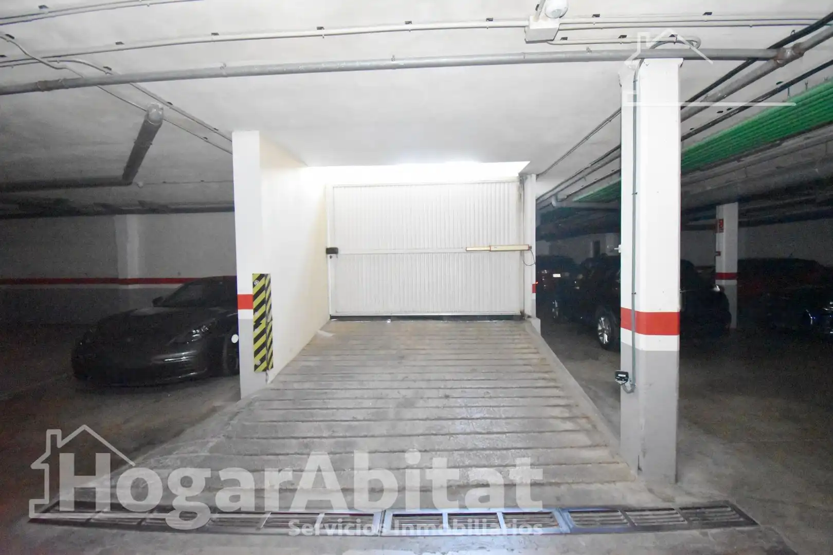 Parking of Detached homes for sale in Castellón de la Plana / Castelló de la Plana  with Air Conditioner, Terrace and Balcony
