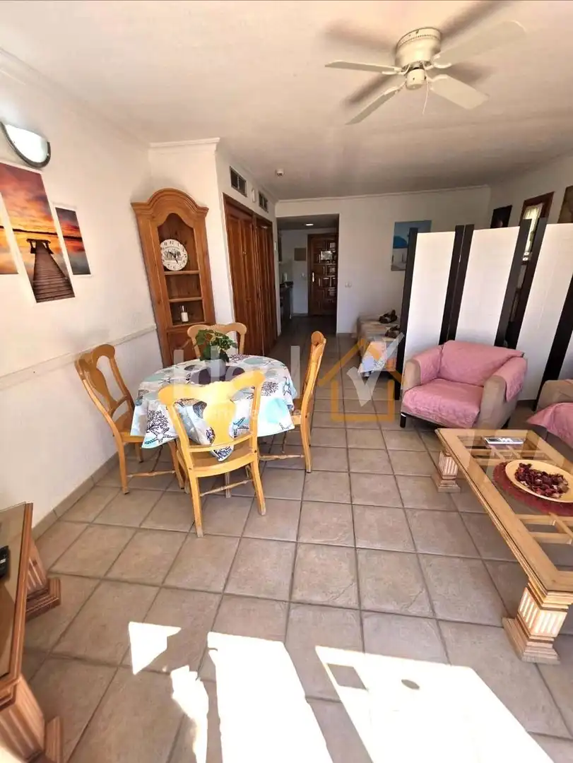 Study for sale in Arona  with Air Conditioner, Terrace and Furnished