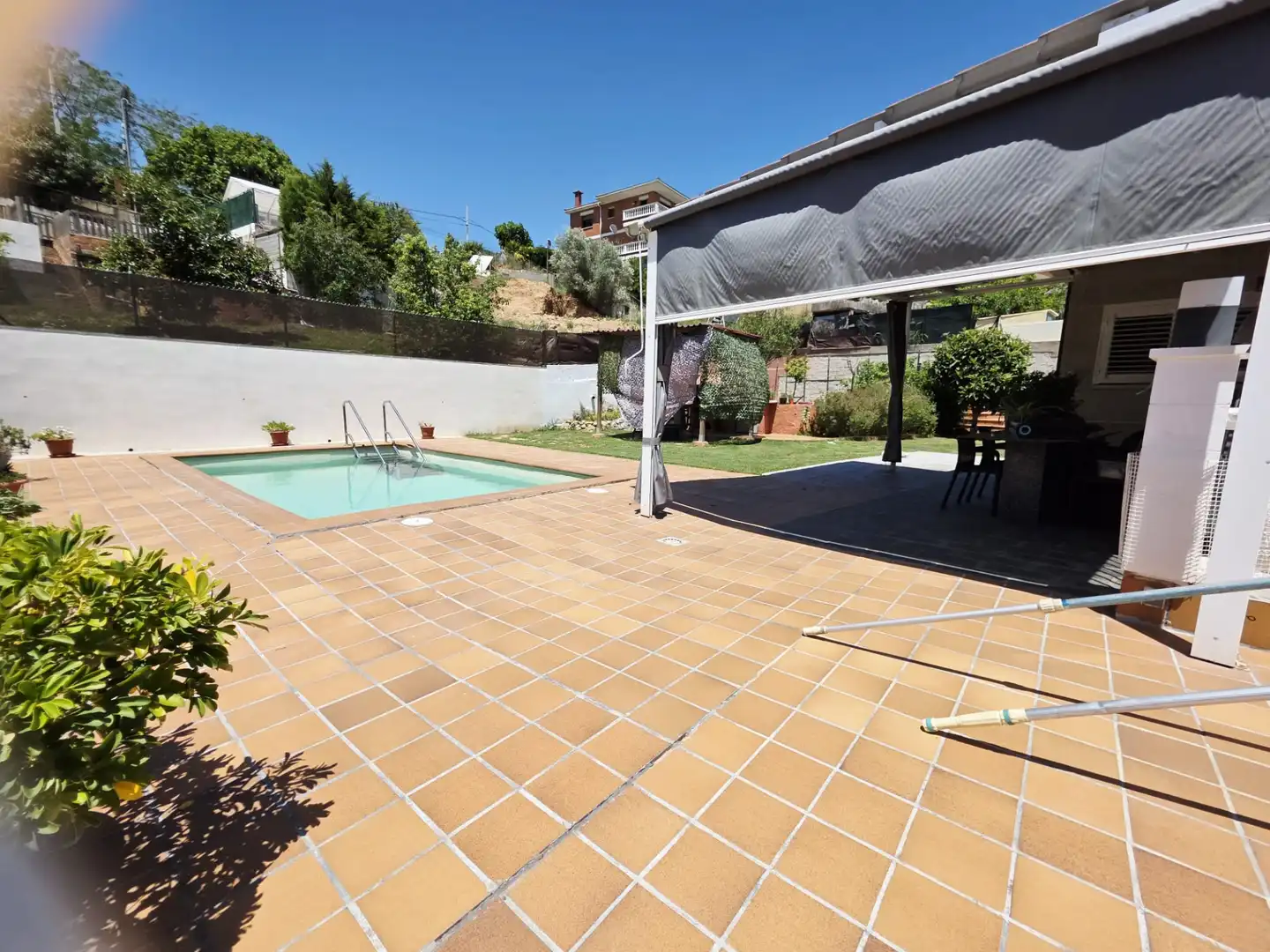 Schwimmbecken von Haus oder Chalet zum Verkauf in Castellbisbal mit Klimaanlage, Privatgarten und Terrasse