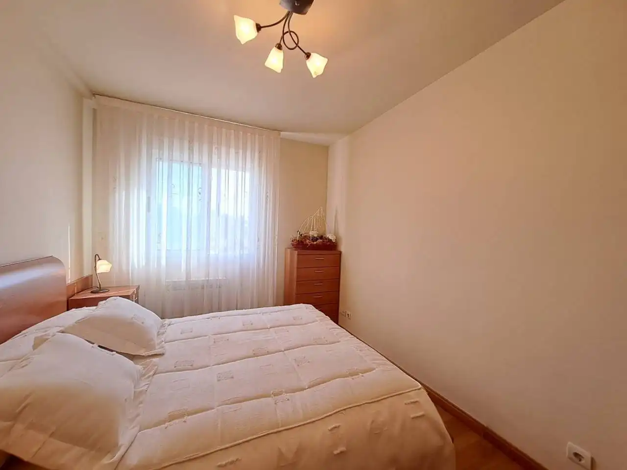 Bedroom of Flat for sale in Valdorros  with Heating, Parquet flooring and Terrace