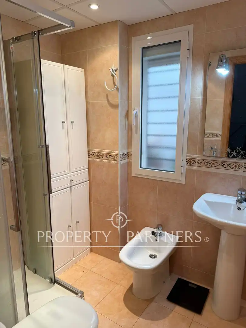 Badezimmer von Wohnungen zum Verkauf in Málaga