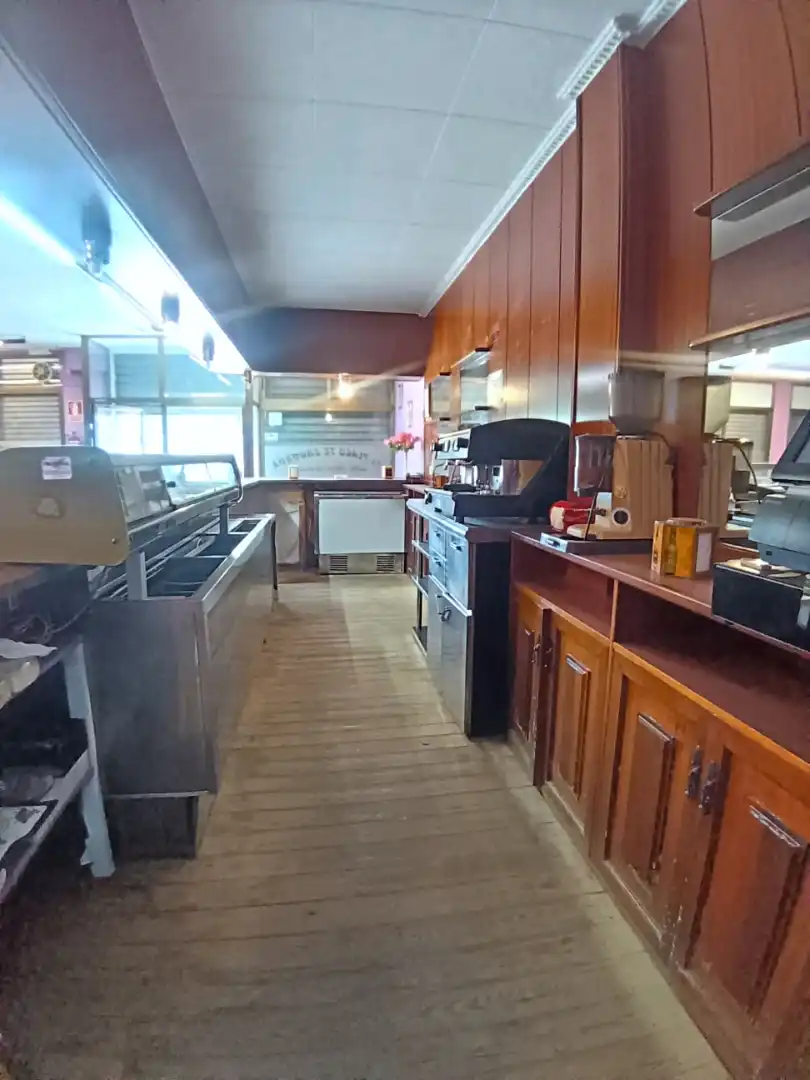 Local comercial en venta en Carrer Mas dels Ossos, imagen 10