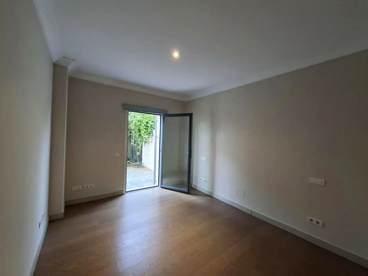 Bedroom of Ground floor for rent in Madrid  with Air Conditioner, Heating and Private garden