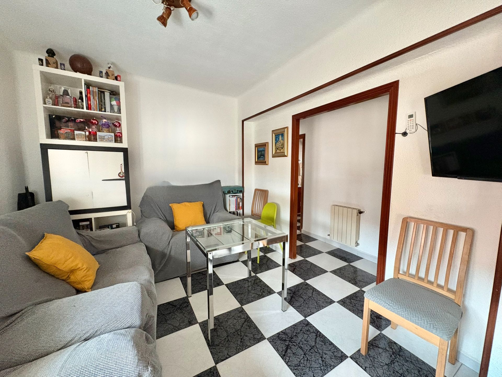 Living room of Flat for sale in  Madrid Capital  with Air Conditioner and Heating