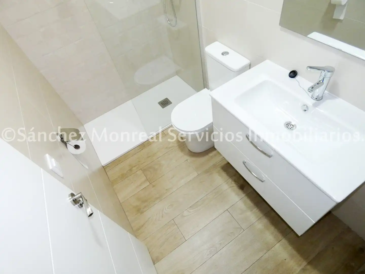 Baño de Apartamento de alquiler en Alcázar de San Juan con Aire acondicionado, Terraza y Amueblado
