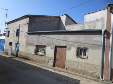 Casa en venda a Calle CEREZO