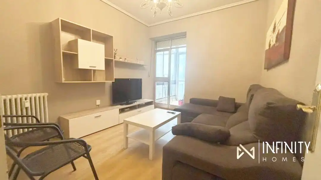 Sala de estar de Piso de alquiler en Bilbao  con Calefacción