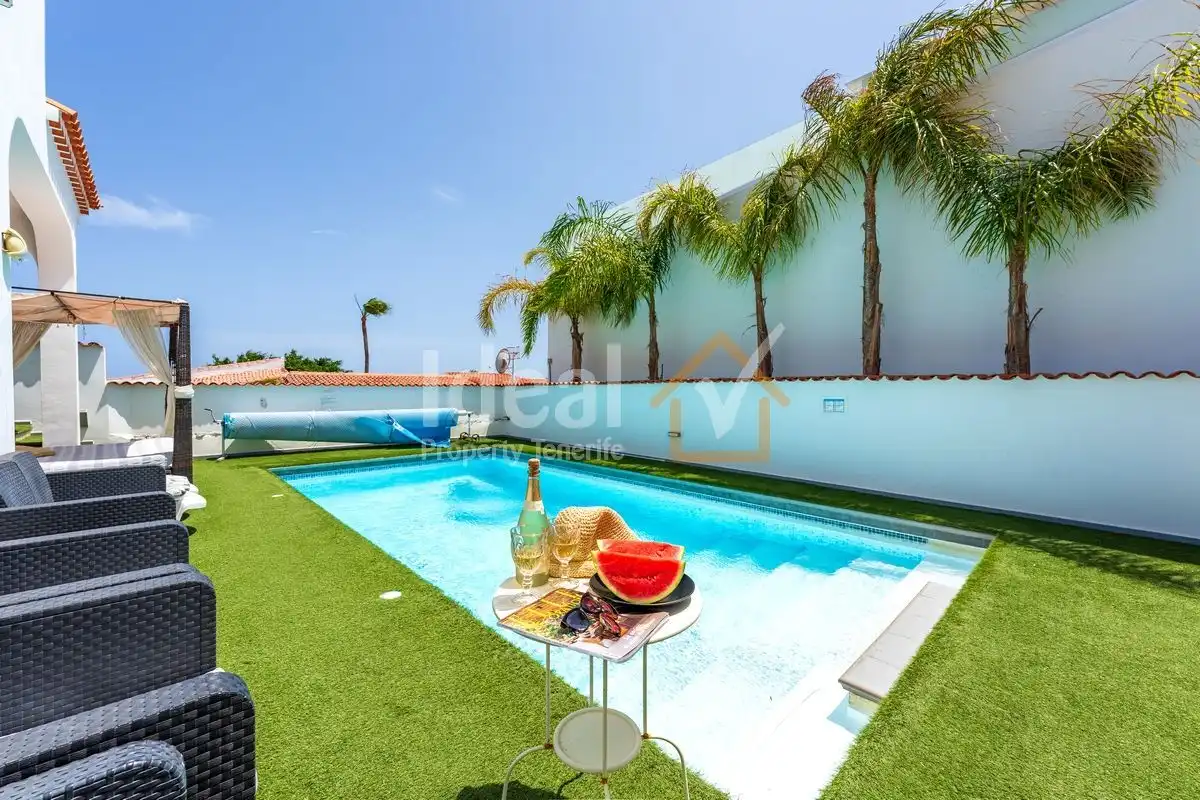 Detached house with pool for sale in Golf del Sur - Amarilla Golf, imagen 4