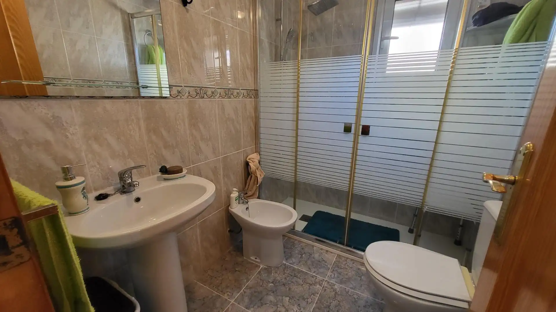 Bathroom of Apartments for sale in Elche / Elx  with Private garden, Terrace and Storage room