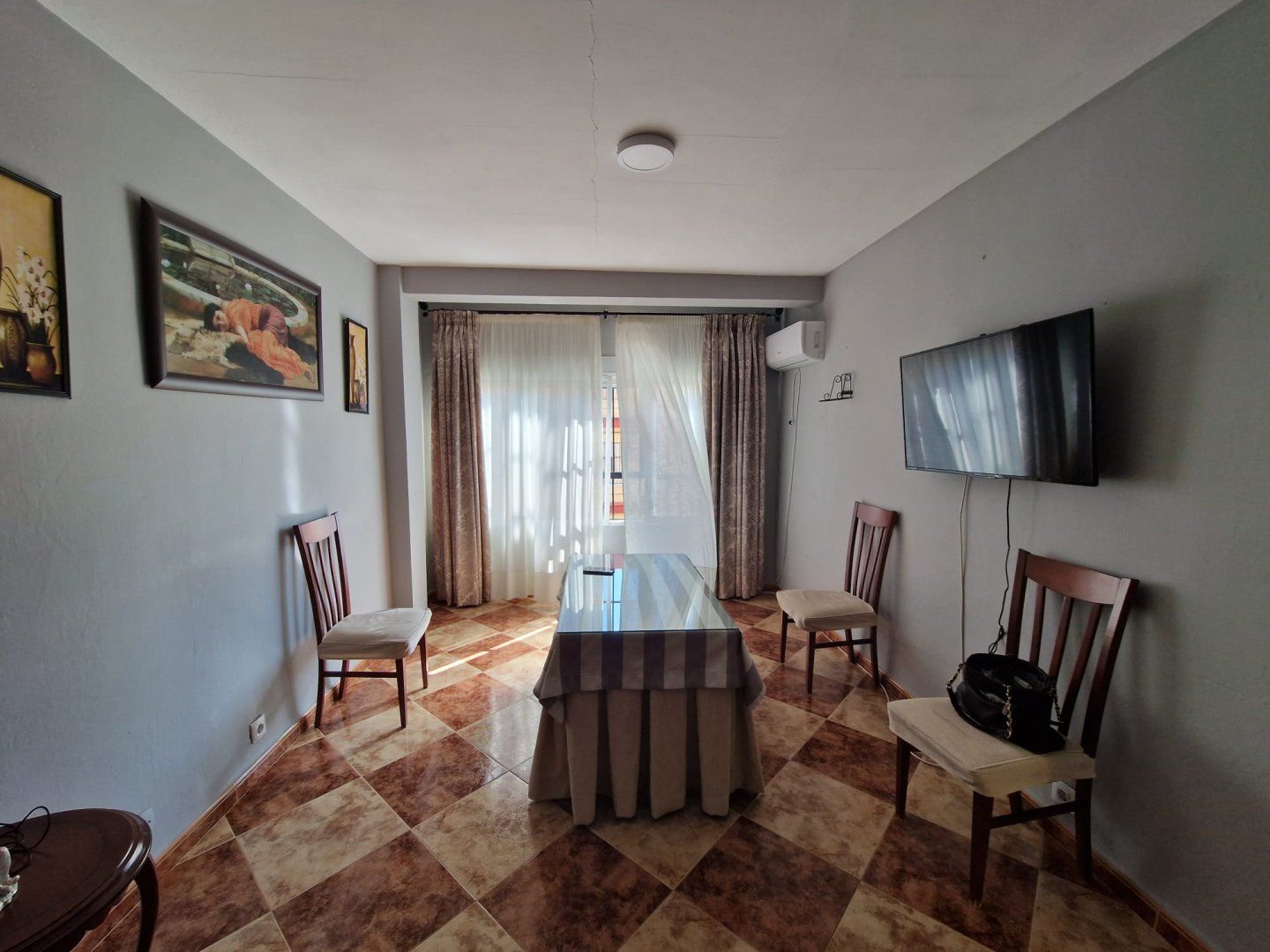 Menjador de Pis en venda en Lora del Río amb Aire condicionat, Calefacció i Moblat