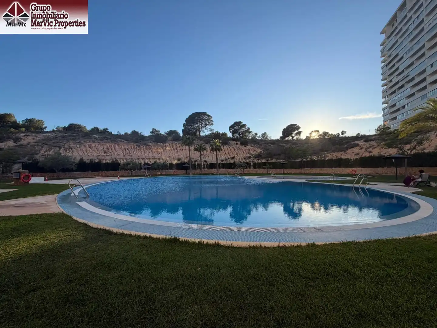 Piscina de Pis en venda en Benidorm amb Aire condicionat, Terrassa i Traster
