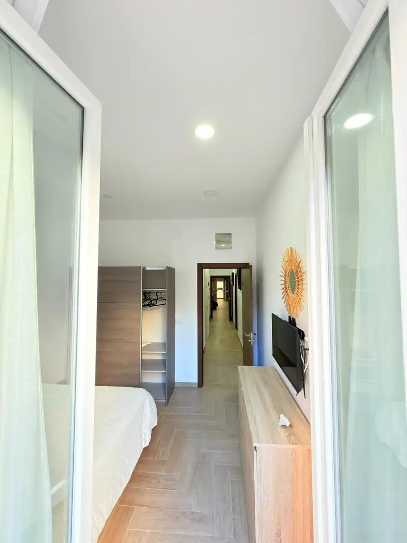 Flat with terrace for sale in Calle de San Vicente, imagen 13