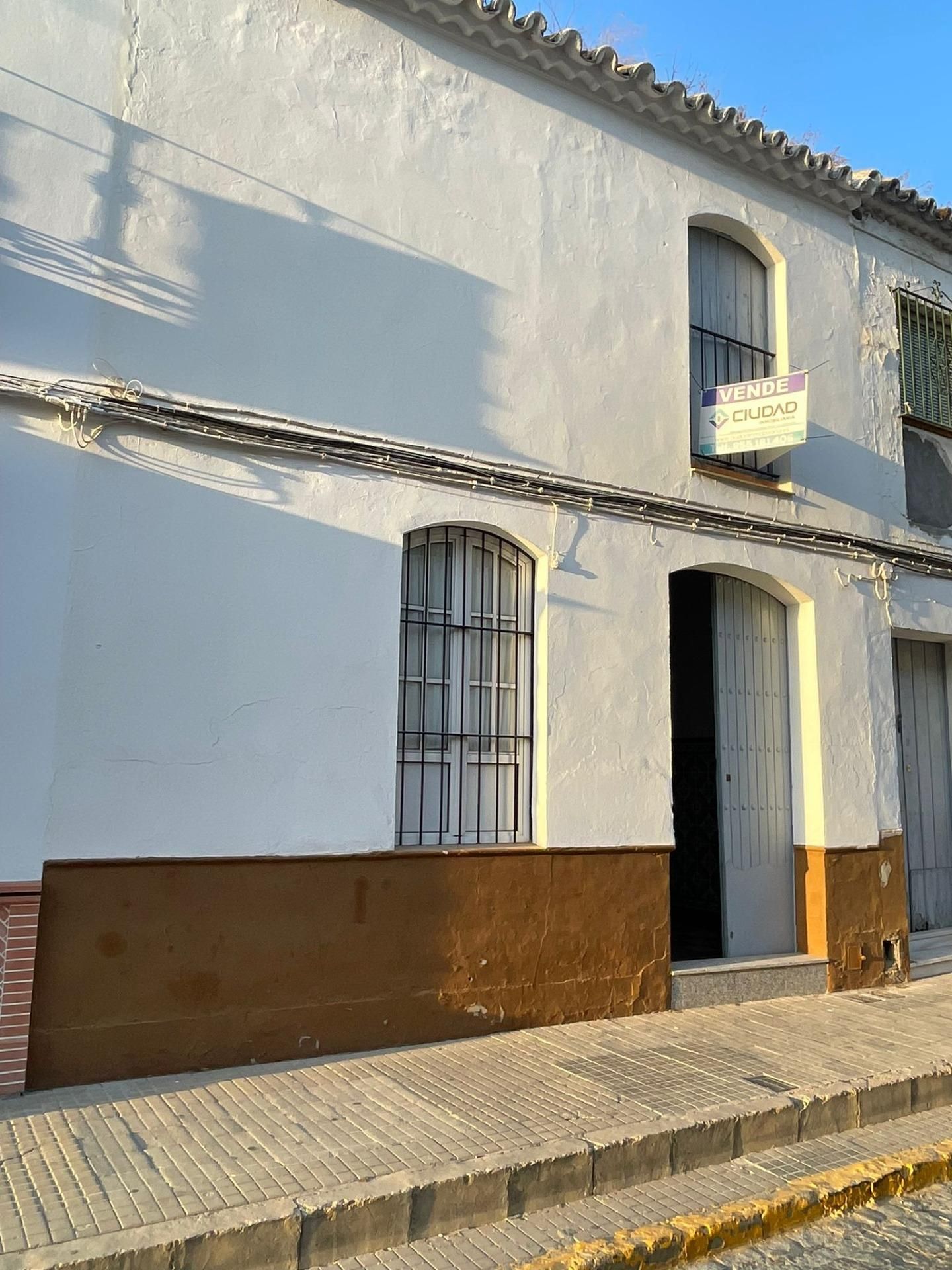 Vista exterior de Casa o xalet en venda en Arahal