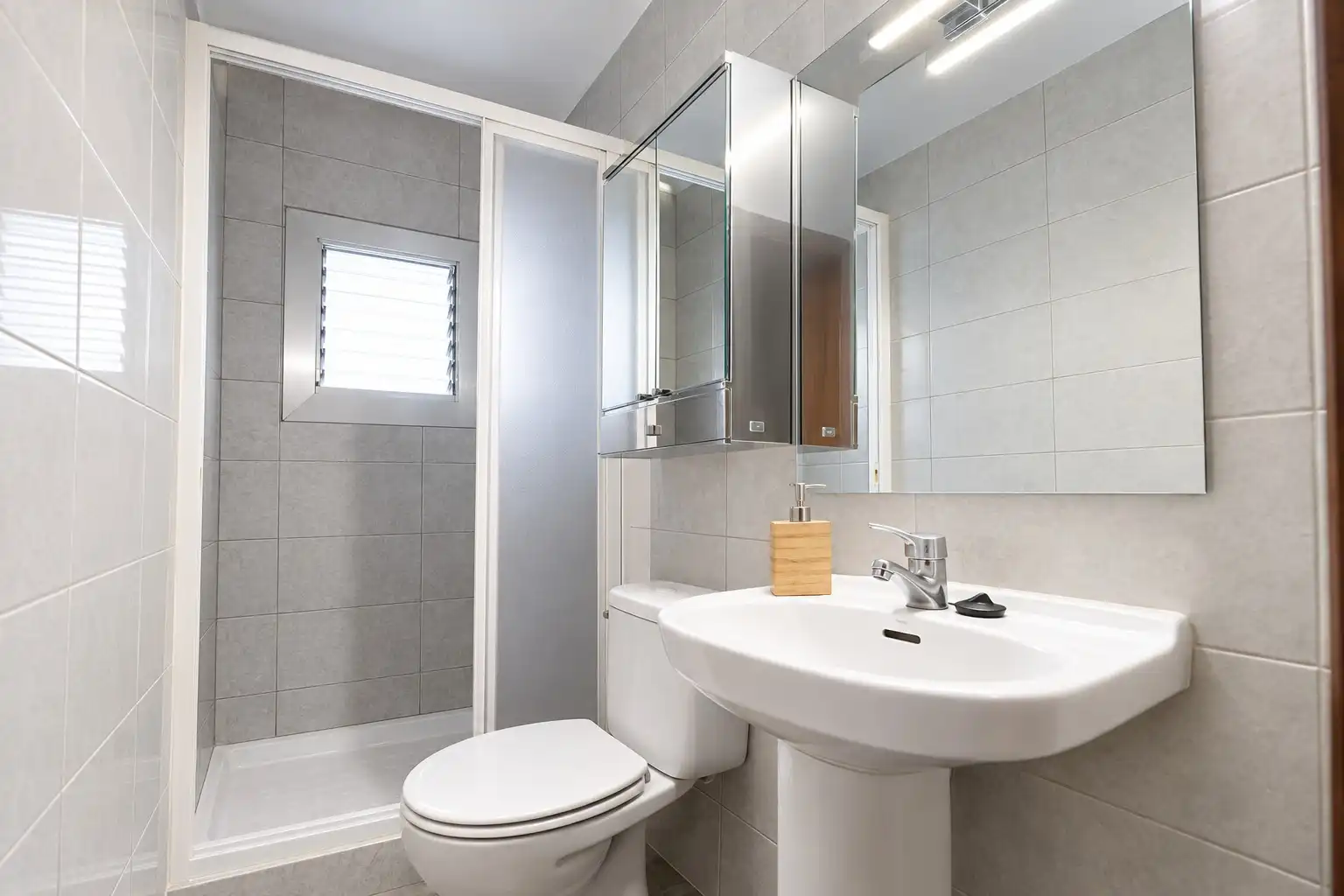 Flat with terrace for sale in Molins de Rei, imagen 22