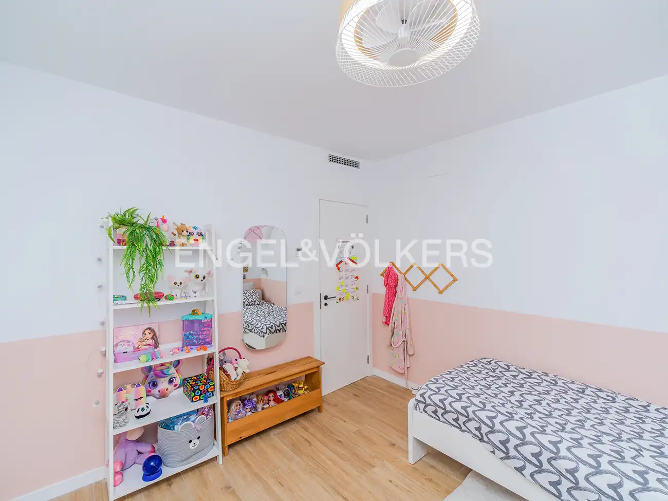Habitación de Casa o chalet en venta en Sant Joan d'Alacant con Aire acondicionado, Calefacción y Jardín privado