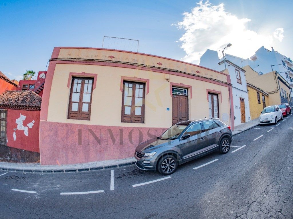 Exterior view of House or chalet for sale in Los Realejos