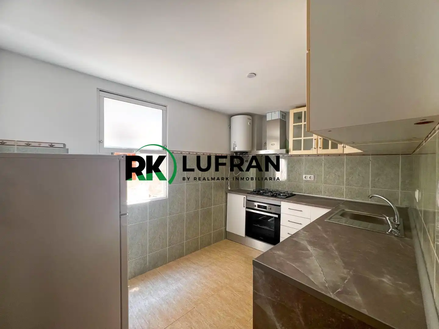 Cocina de Piso en venta en Alicante / Alacant con Balcón