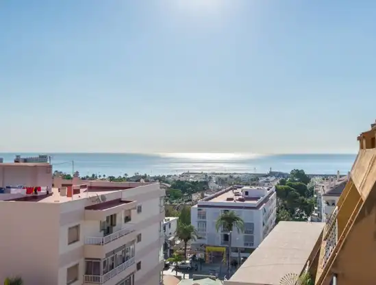 Vista exterior de Ático en venta en Benalmádena con Aire acondicionado, Calefacción y Terraza