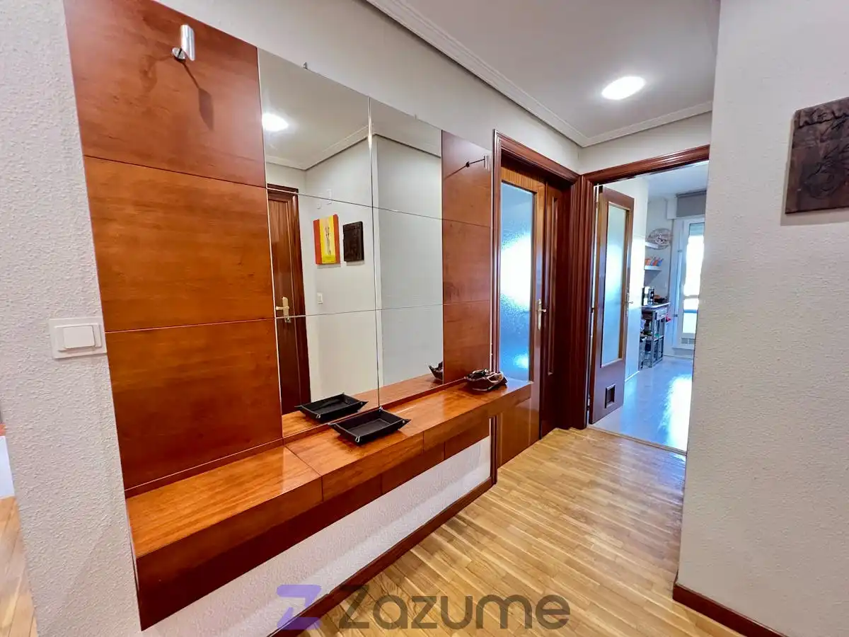 Wohnung zur Miete in Blas de Otero Kalea, Lakua-Bizkarra