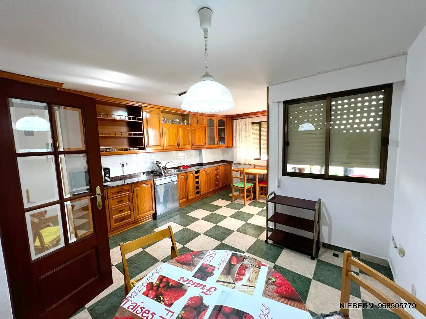 Appartamento con terrazza in affitto a Calle Doctor Luis Calandre 18, imagen 36