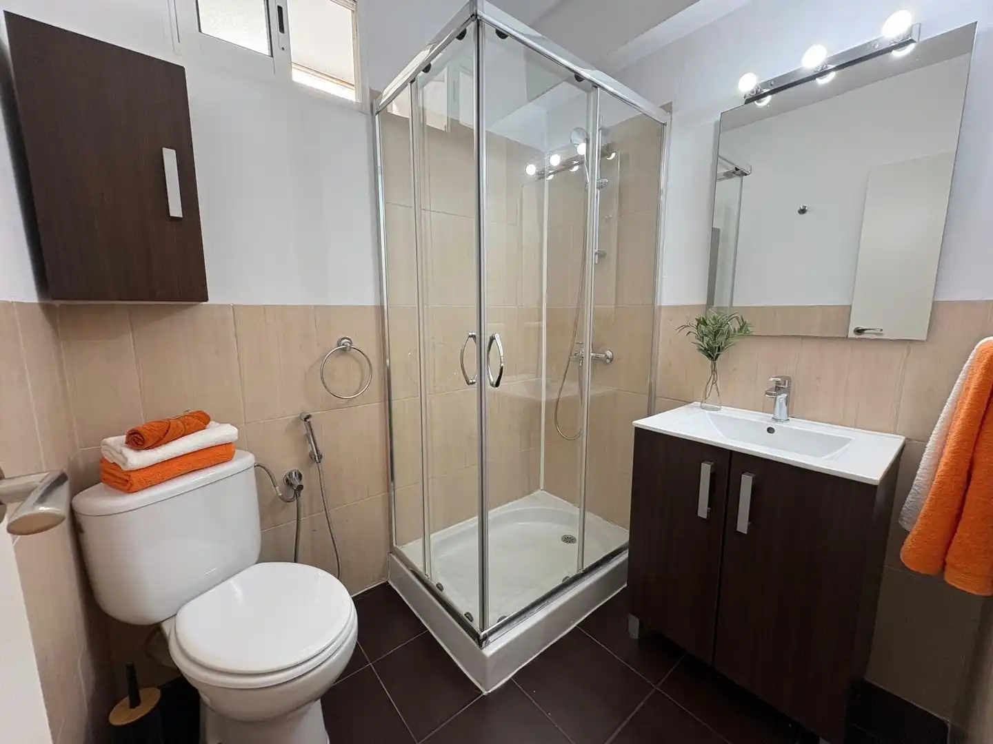 Badezimmer von Wohnung zum Verkauf in Valencia mit Balkon