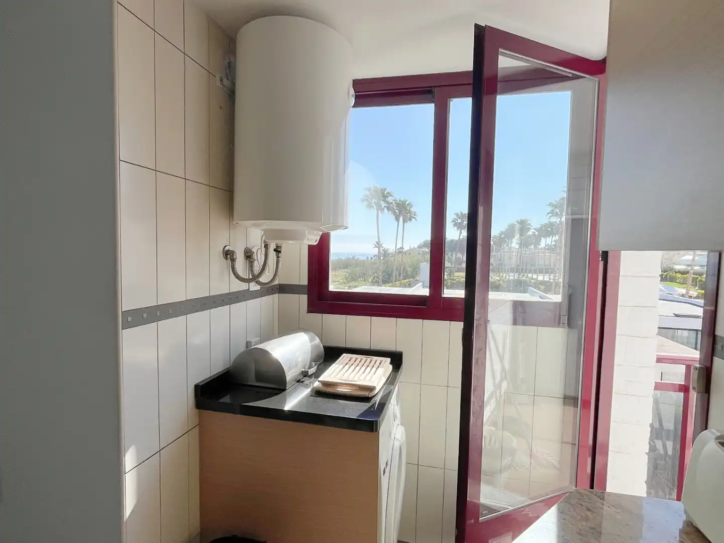 Badezimmer von Wohnungen zum Verkauf in Dénia mit Klimaanlage, Heizung und Privatgarten