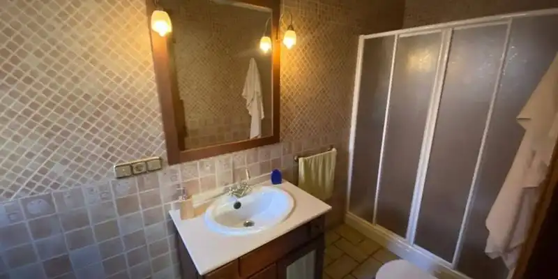 Baño de Casa o chalet en venta en Arriate con Aire acondicionado, Jardín privado y Terraza
