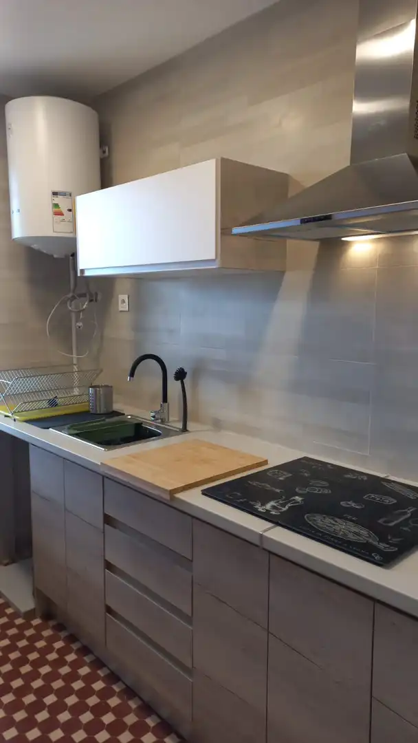 Cocina de Apartamento de alquiler en Benassal con Amueblado, Horno y Microondas