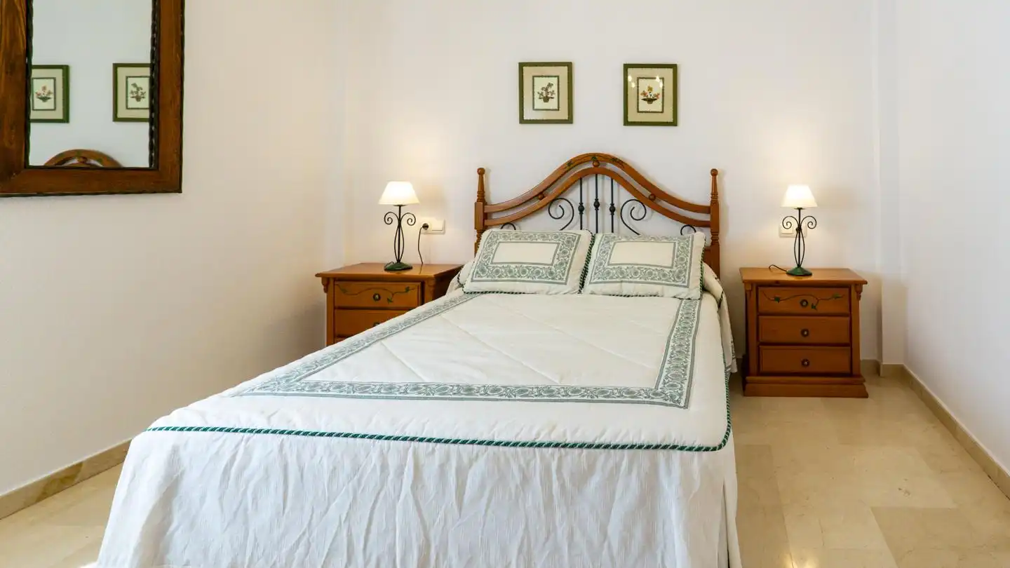 Dormitori de Casa o xalet en venda en Elche / Elx amb Aire condicionat, Jardí privat i Terrassa