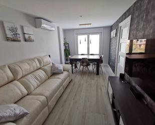 Living room of Apartment for sale in Ourense Capital   with Air Conditioner, Terrace and Furnished