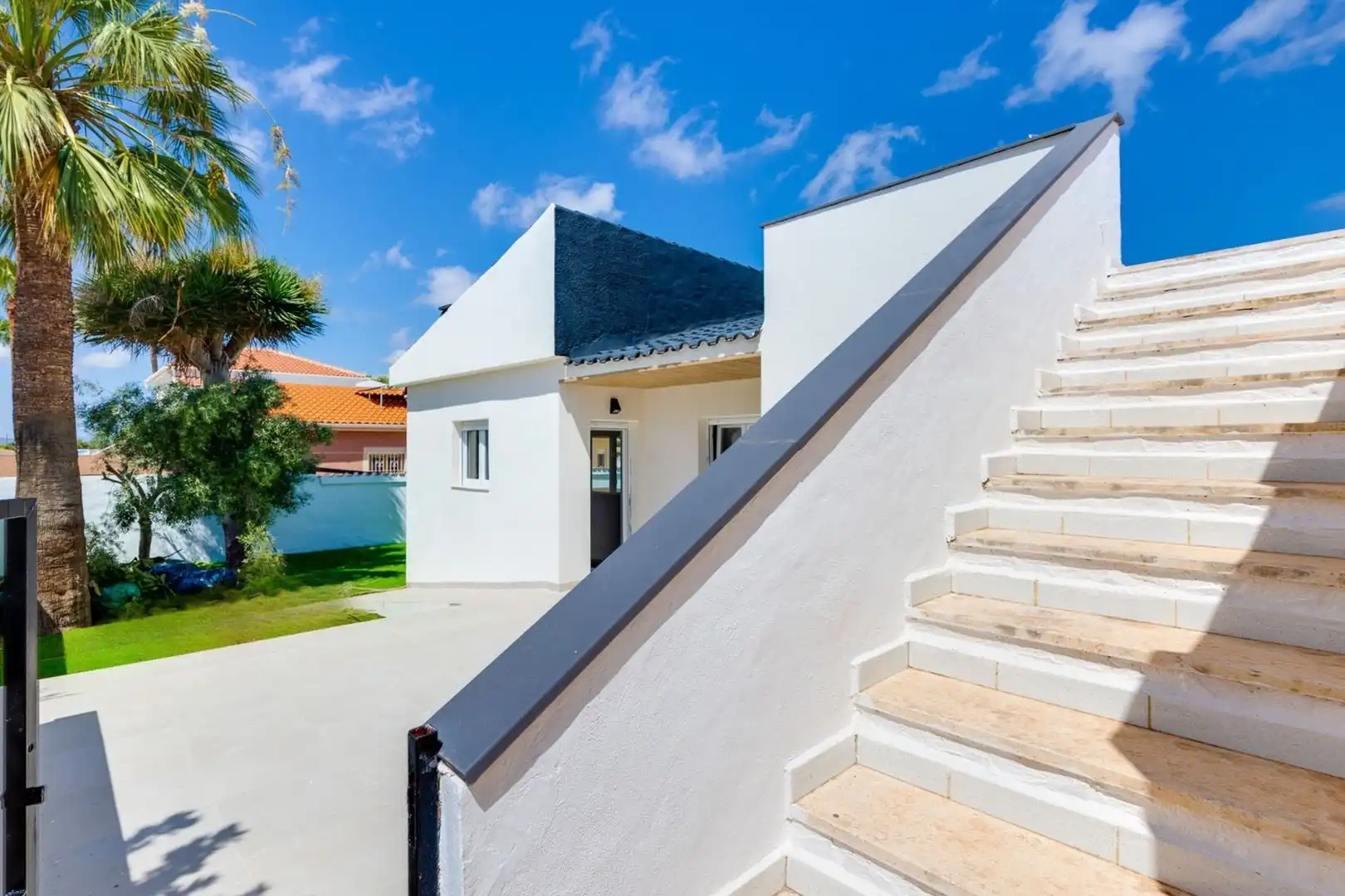 Vista exterior de Casa o chalet en venta en Torrevieja