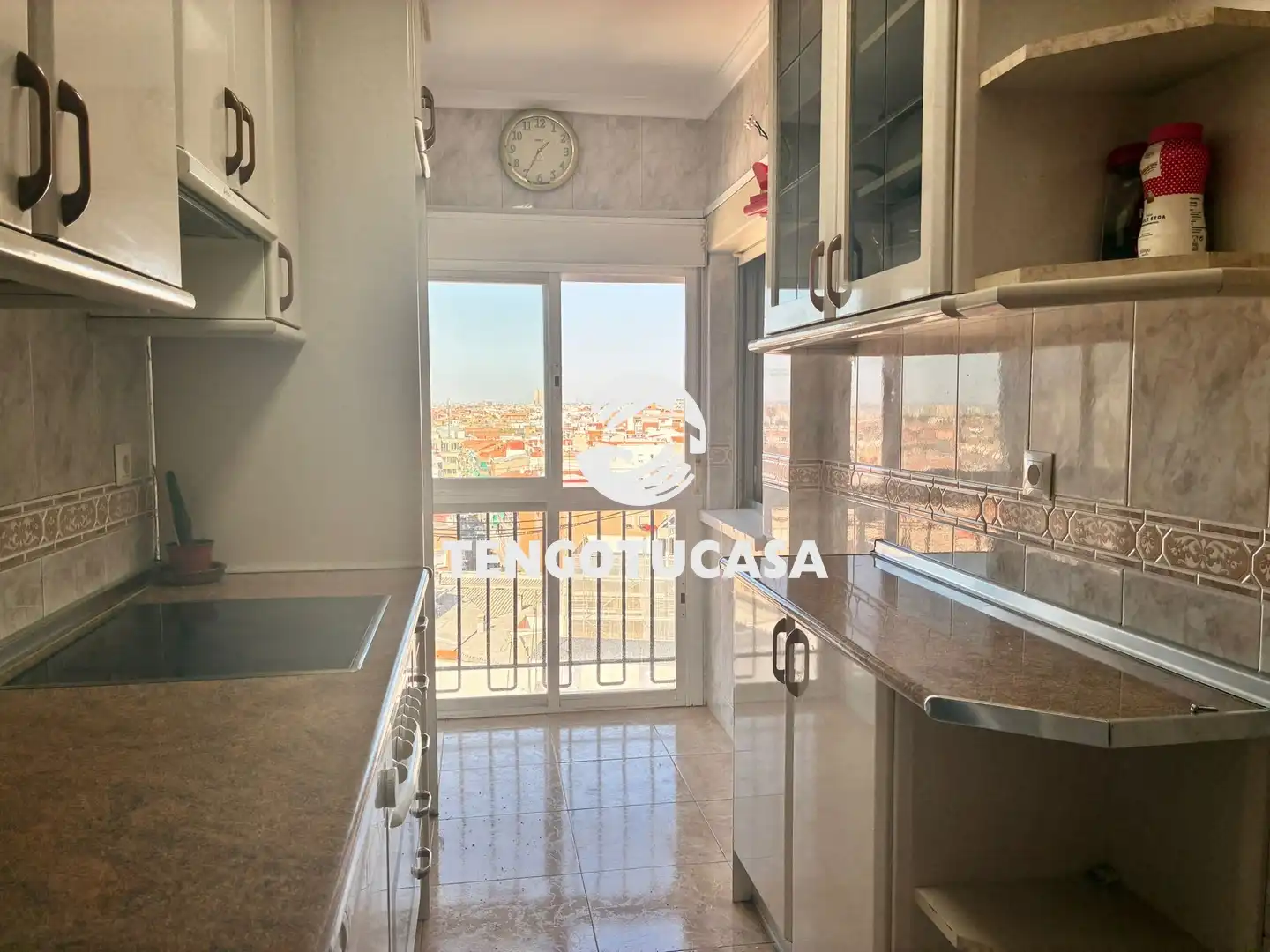 Cocina de Piso en venta en Madrid con Aire acondicionado