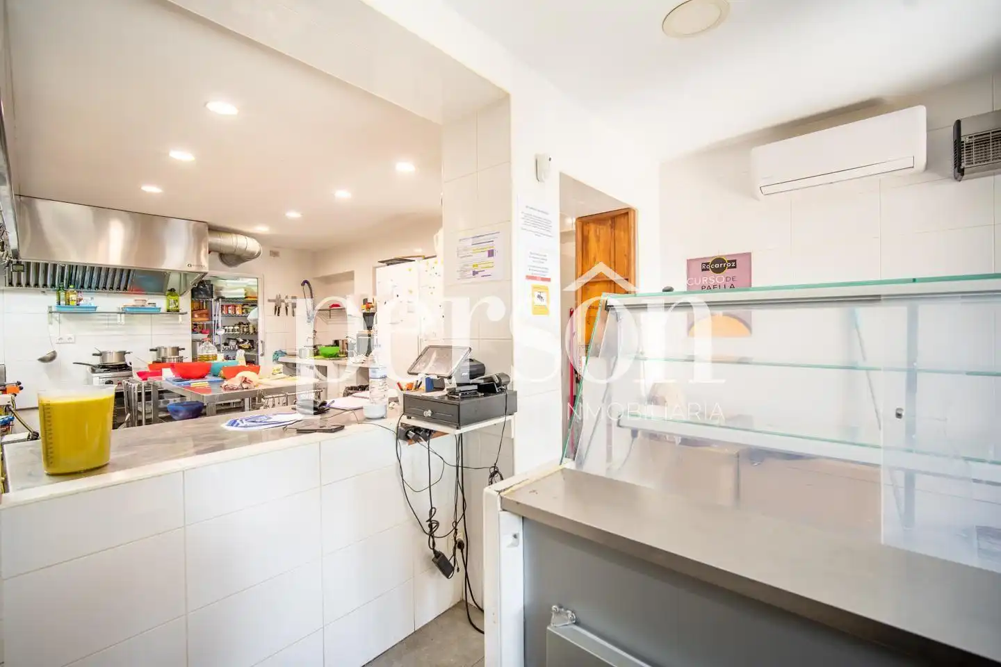 Local en venta en Rocafort