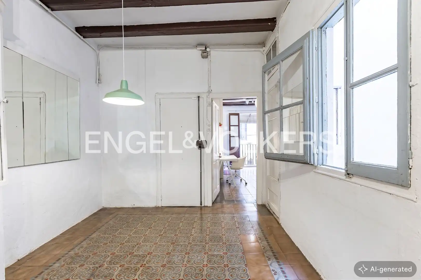 Piso en venta en Barcelona con Calefacción y Balcón