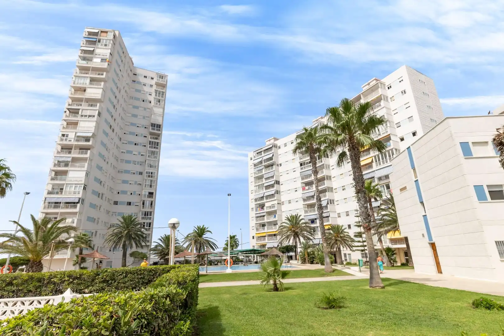 Vista exterior de Apartamento en venta en Valencia con Jardín privado y Piscina comunitaria