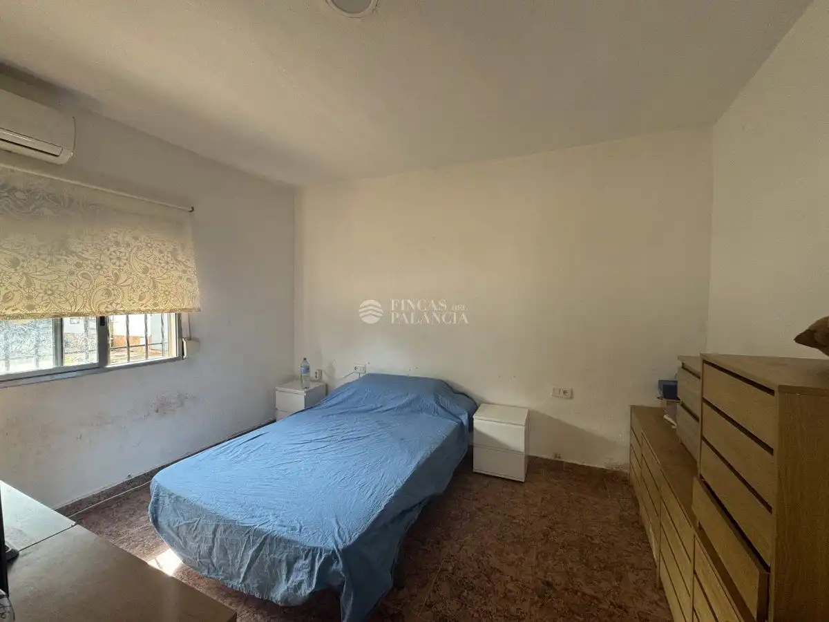 Schlafzimmer von Haus oder Chalet zum Verkauf in Estivella mit Klimaanlage, Heizung und Terrasse