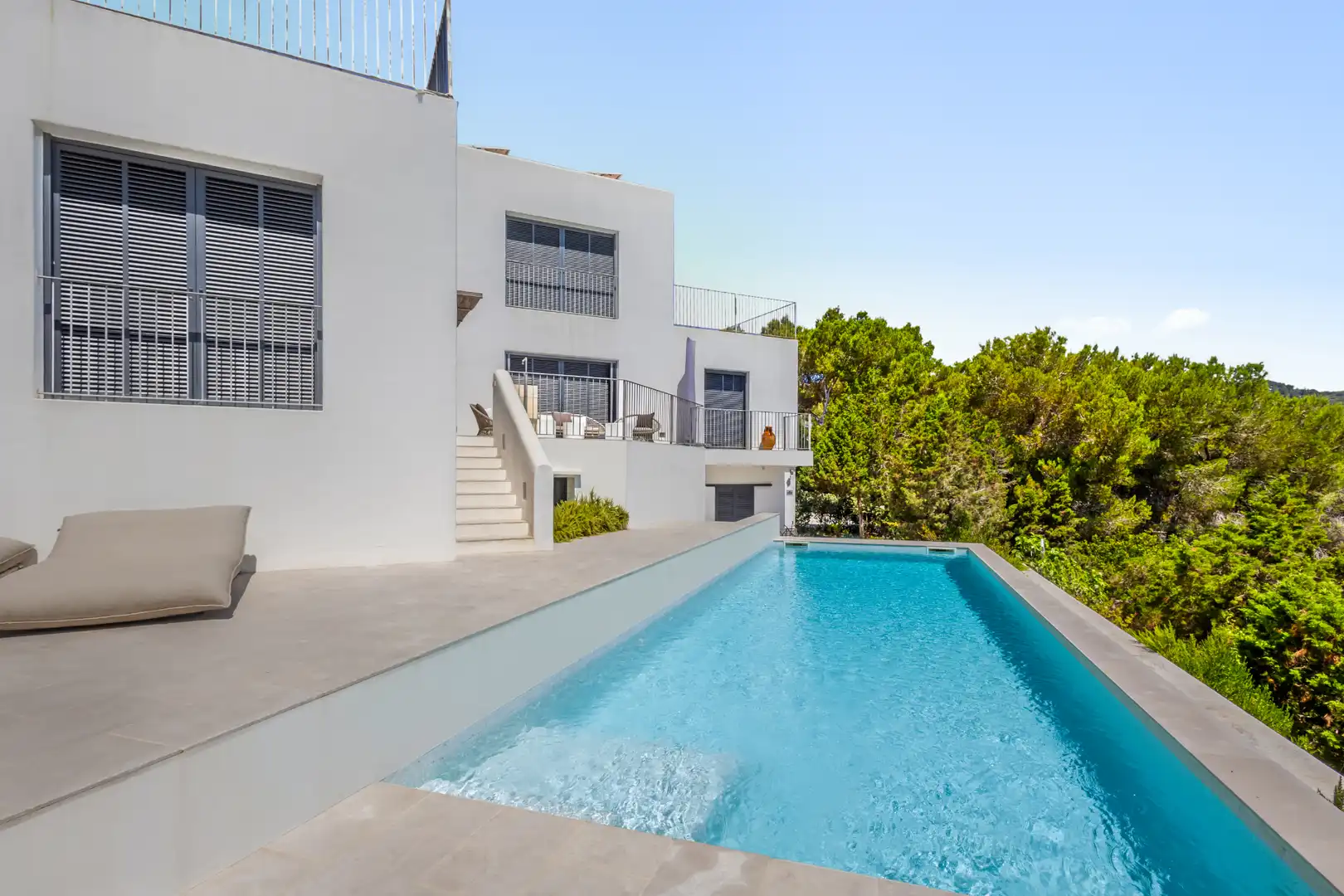 Piscina de Casa o xalet en venda en Santa Eulària des Riu amb Aire condicionat, Calefacció i Jardí privat