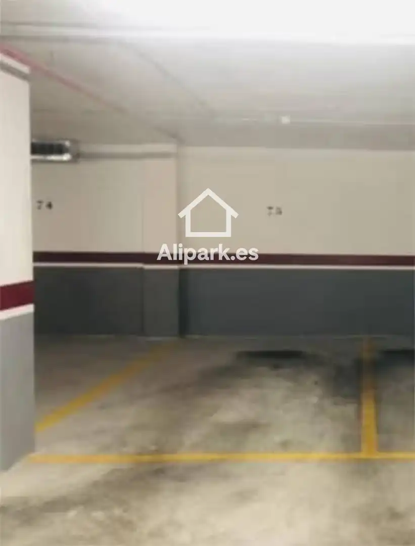 Parkplatz von Garage zum Verkauf in Alicante / Alacant