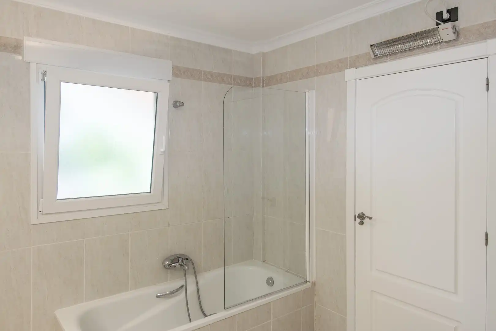 Baño de Apartamento en venta en Benissa con Calefacción, Terraza y Piscina