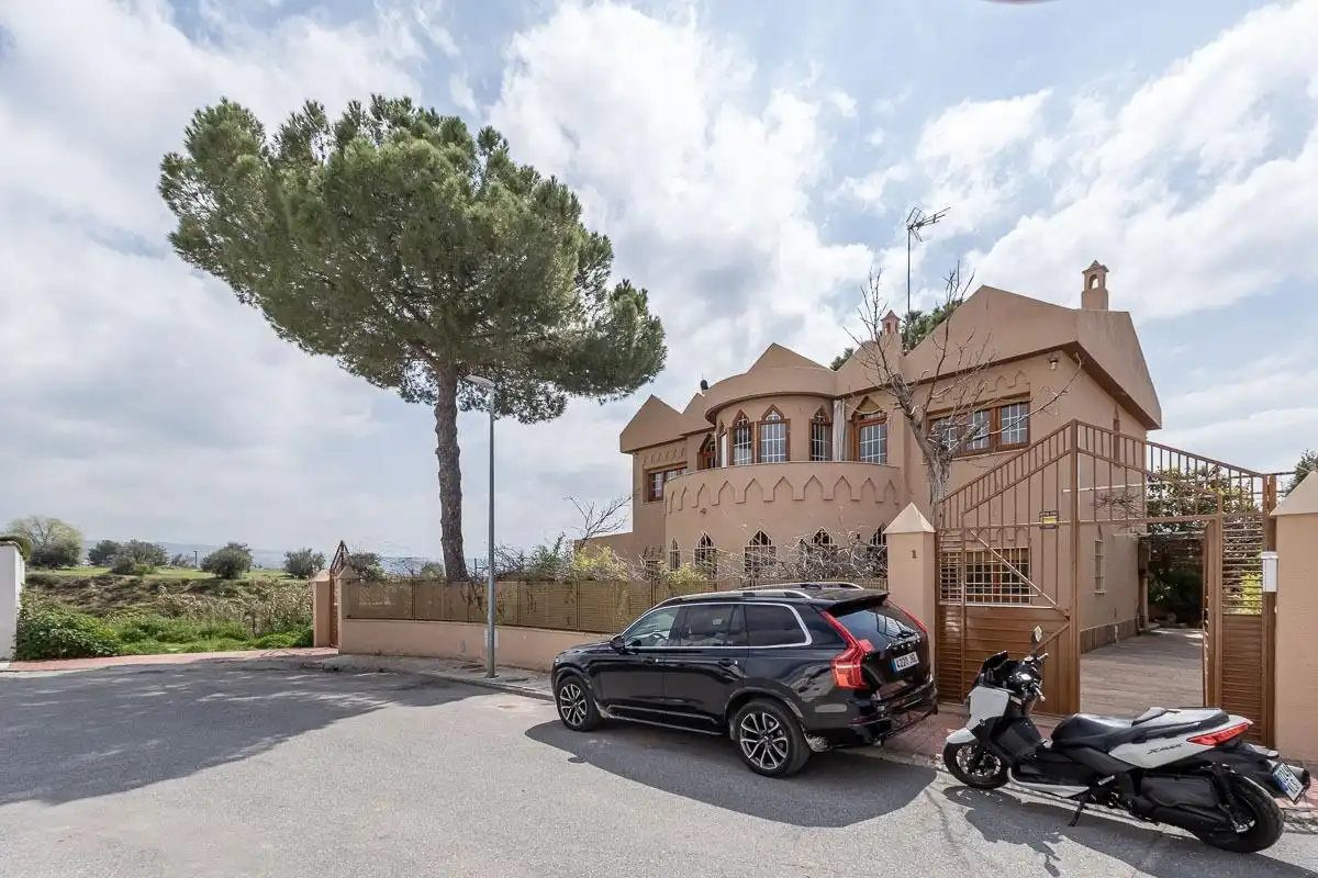 Chalet con terraza en venta en Avenida Monteluz 1, imagen 48
