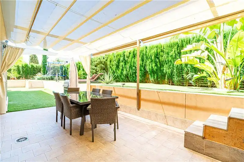 Terraza de Planta baja en venta en  Palma de Mallorca con Aire acondicionado, Calefacción y Jardín privado
