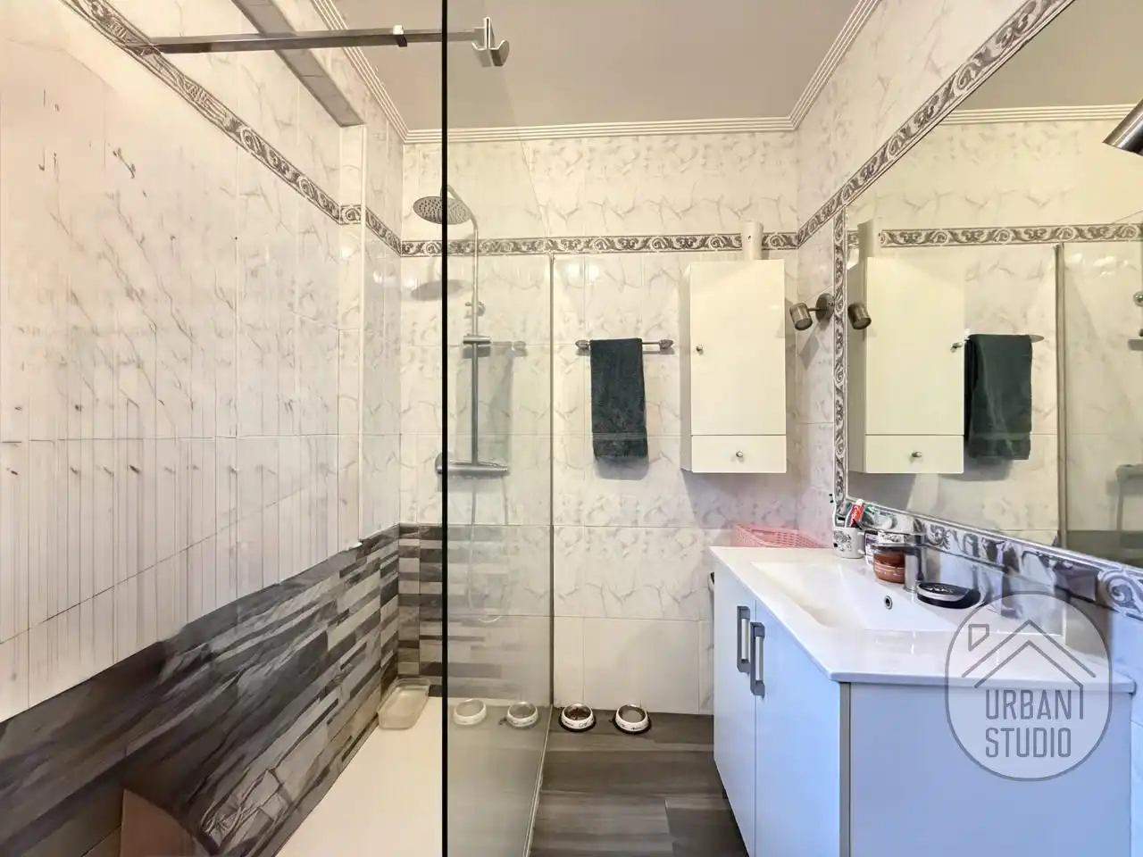 Bathroom of Flat for sale in Alicante / Alacant  with Air Conditioner and Furnished