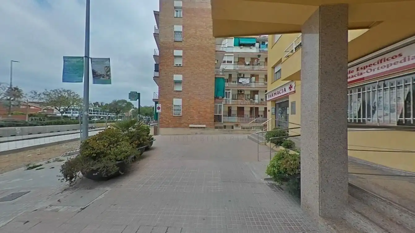 Piso en venta en Carretera SANTA CREU DE CALAFELL, 135, Passeig Maragall