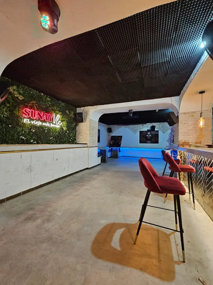 Local comercial en venta en L'Eixample, imagen 4