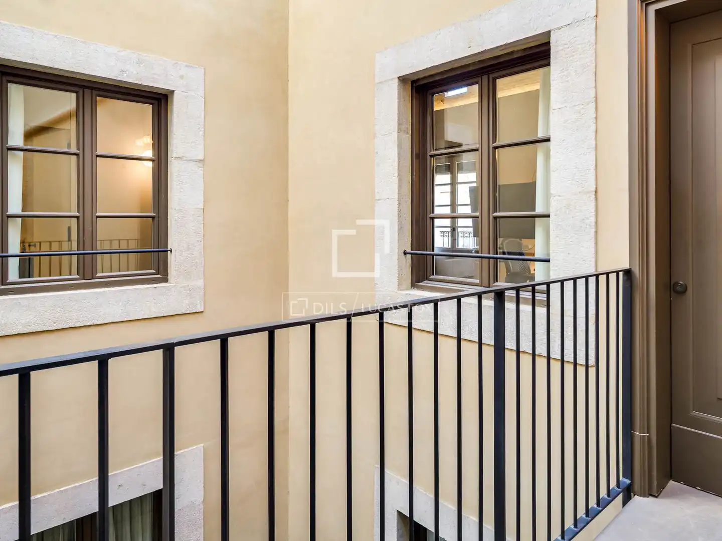 Balcony of Flat for sale in Barcelona  with Air Conditioner, Heating and Furnished