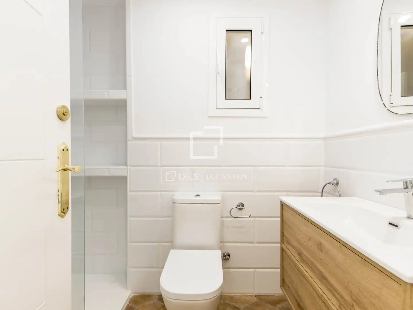 Baño de Piso en venta en Barcelona con Aire acondicionado