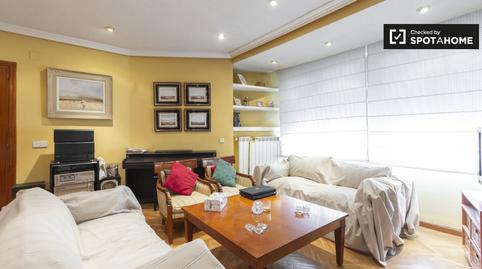 Photo 5 of Flat to share in Media Legua, Madrid