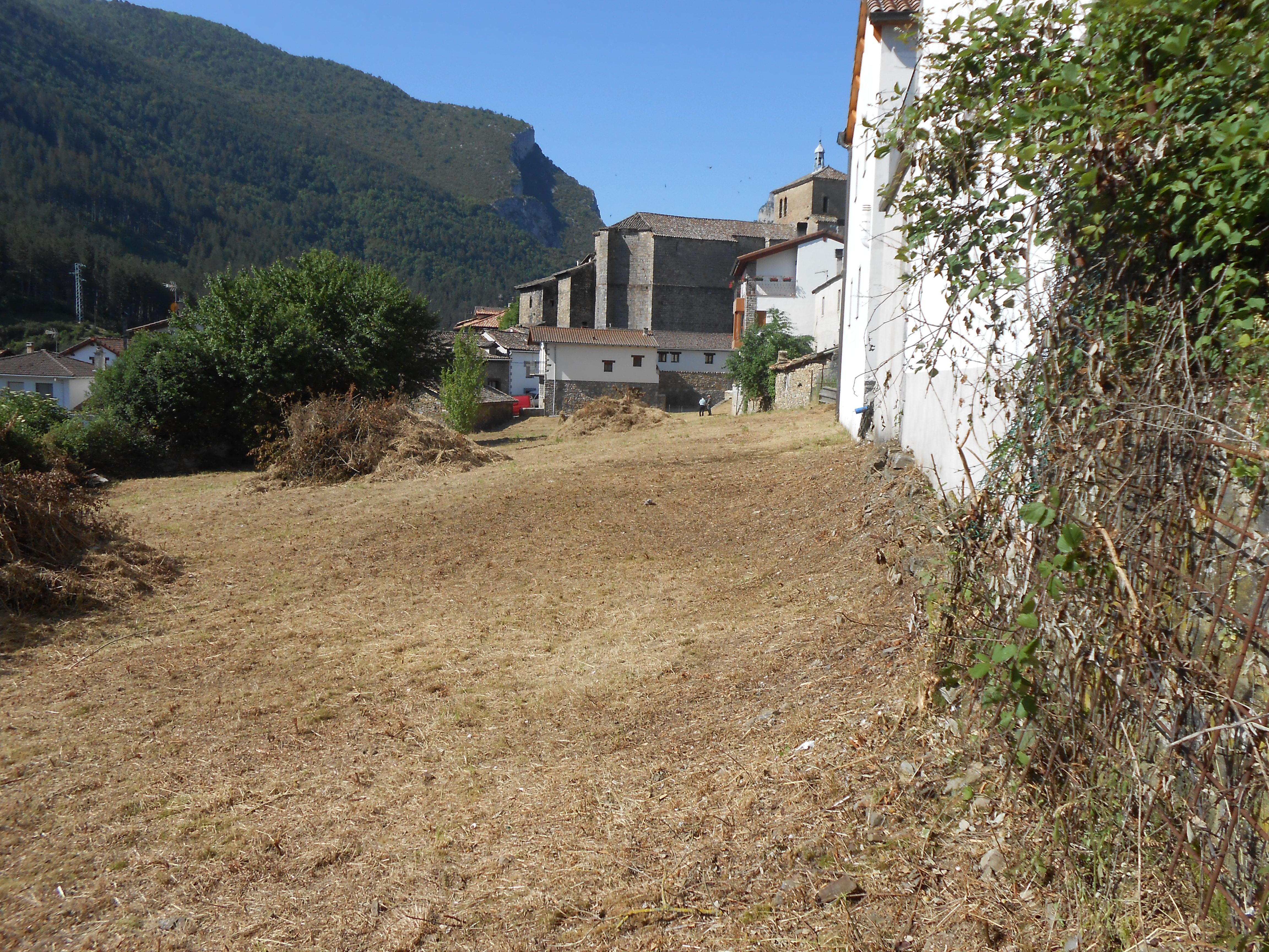 Residencial en venda en Burgui / Burgi