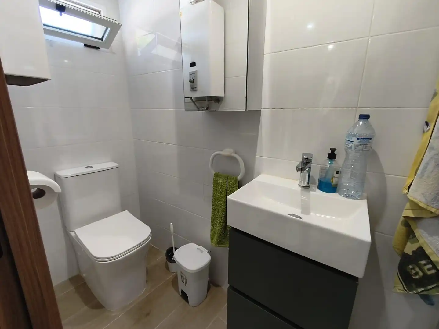 Baño de Finca rústica en venta en Foios con Aire acondicionado, Calefacción y Jardín privado